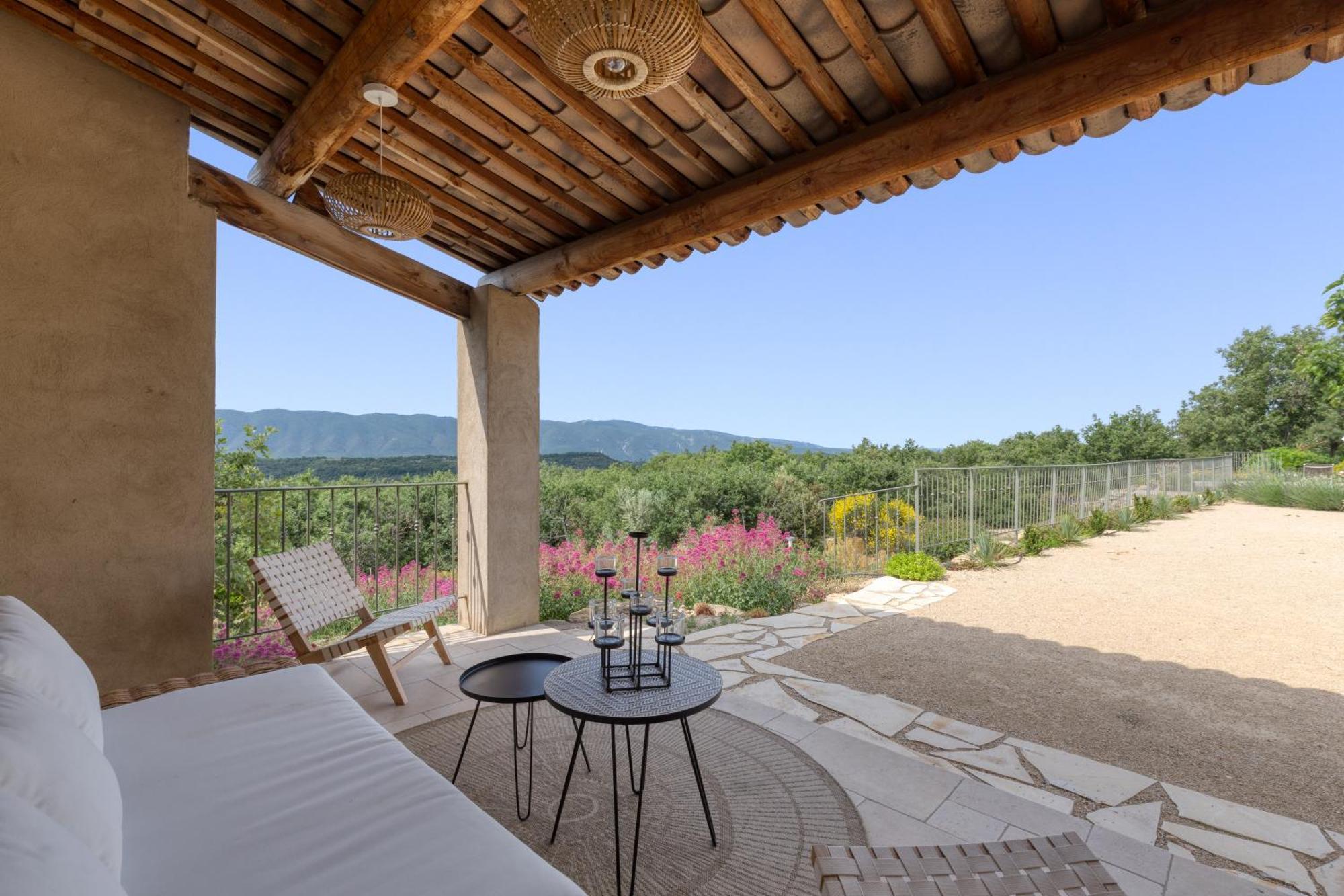 Вилла Bastide De Viens - Vue Luberon, Piscine Chauffee, Boulodrome Экстерьер фото